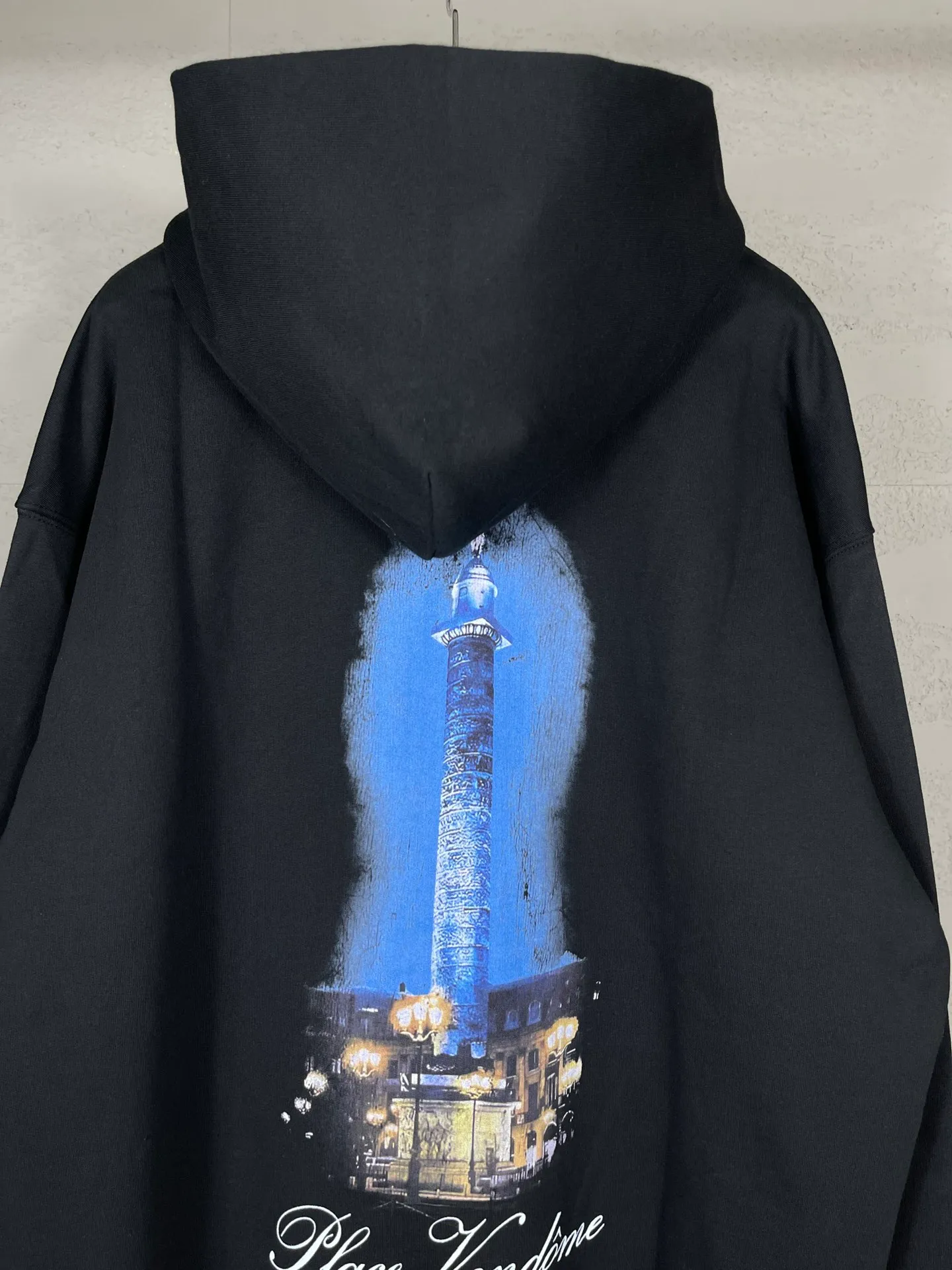 【 . Quality】BALENCI*GA/ .SS 24New Arrival Balenciaga Vogue Series. LOGO . . Authentic ， ！ ZP 。 460 ， . ， ，。 。 ， ， . OS . Same Style ：BL 238905 ：Black， White Size：XS S M L